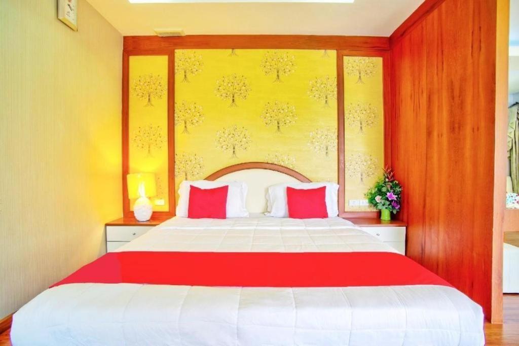 Thaiasia Goldensea Resort Ayutthaya Bagian luar foto