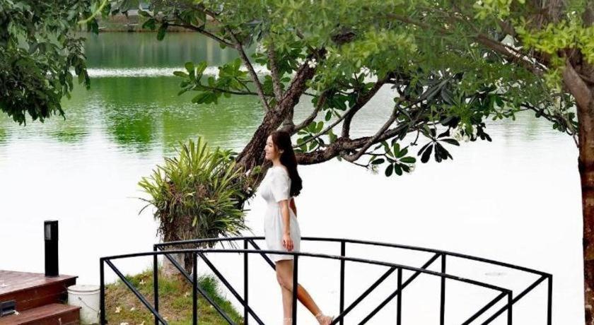 Thaiasia Goldensea Resort Ayutthaya Bagian luar foto