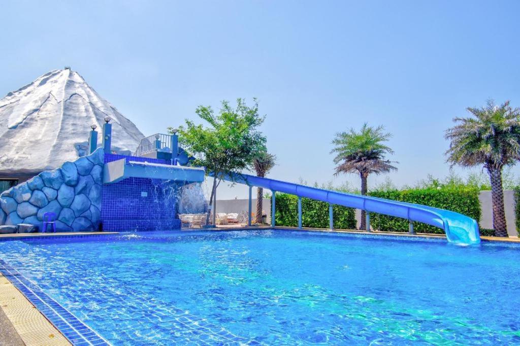 Thaiasia Goldensea Resort Ayutthaya Bagian luar foto