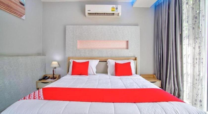 Thaiasia Goldensea Resort Ayutthaya Bagian luar foto